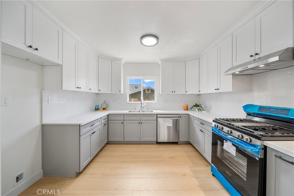 Residential for sale at 2035 Las Colinas Ave, Los Angeles CA featuring 4 beds and 2 baths