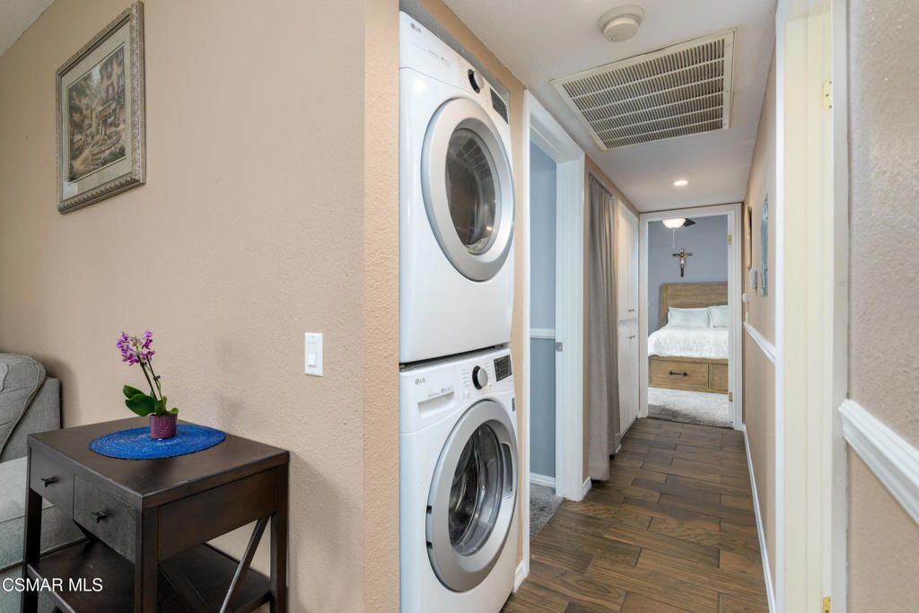 Residential for sale at 104 Maegan Place 12, Thousand Oaks CA featuring 2 beds and 2 baths