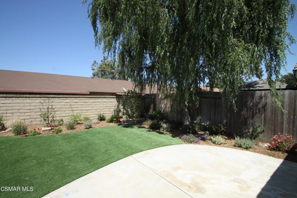 Residential Lease for rent at 5443 Camino Compadre, Camarillo CA featuring 3 beds and 2 baths