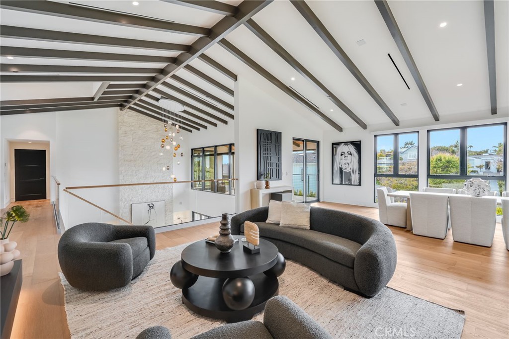 Residential Lease for rent at 427 Santa Ana Av, Newport Beach CA featuring 6 beds and 7 baths