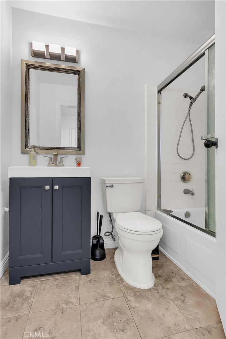 Residential for sale at 3003 Knollwood Avenue 2, La Verne CA featuring 2 beds and 1 bath