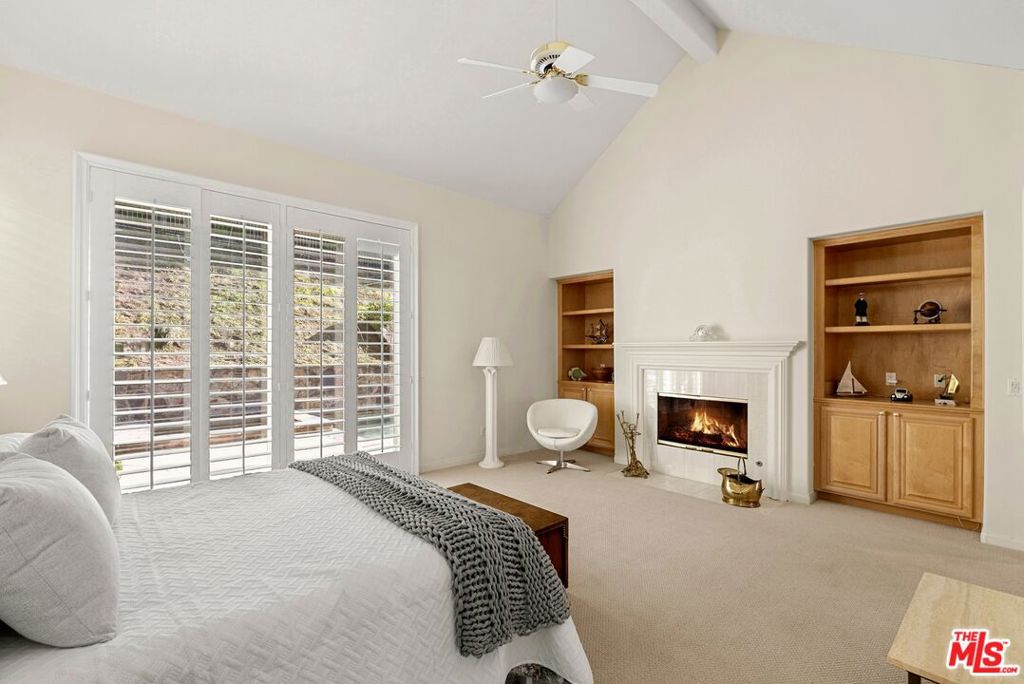 Residential for sale at 24810 Earls Court, Calabasas CA featuring 5 beds and 4 baths