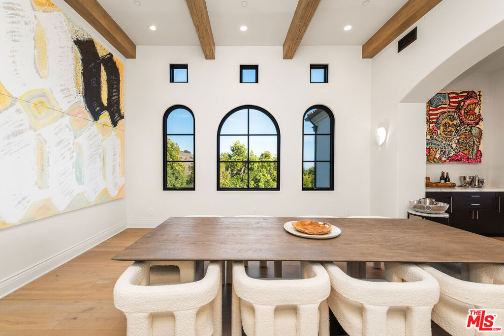 Residential Lease for rent at 6201 Murphy Way, Malibu CA featuring 6 beds and 8 baths