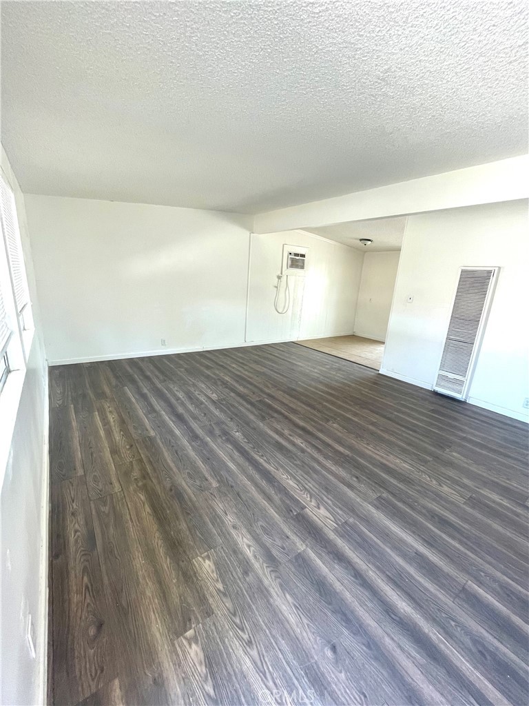 Residential Lease for rent at 72375 Sunnyslope, 29 Palms CA featuring 3 beds and 1 bath