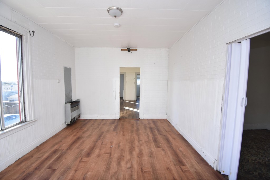 Residential for sale at 501 Campbell Ave, San Francisco CA featuring 3 beds and 1 bath