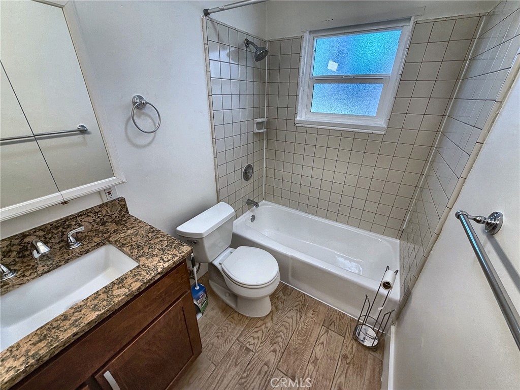 Residential Lease for rent at 212 N Coast Highway 9, Laguna Beach CA and 1 bath