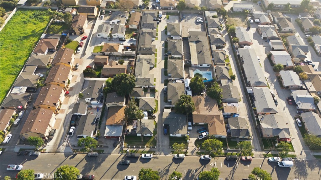 Residential Income for sale at 5218 Live Oak, Cudahy CA