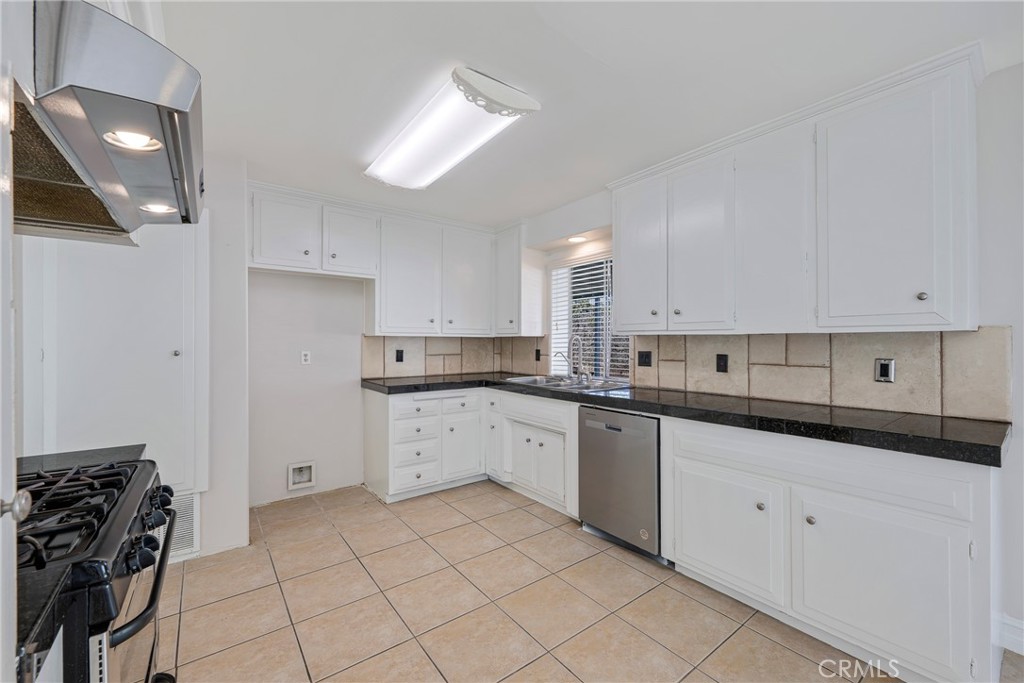 Residential Lease for rent at 5153 Merril Avenue, Riverside CA featuring 4 beds and 2 baths