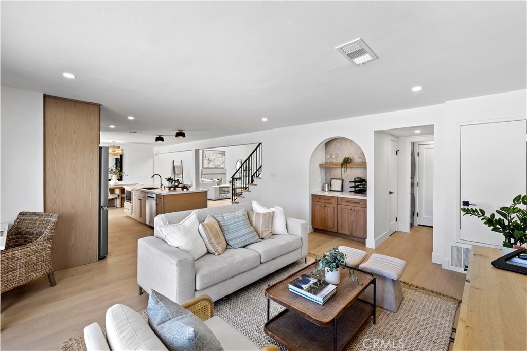 Residential Lease for rent at 27351 Vista Azul, Dana Point CA featuring 3 beds and 4 baths