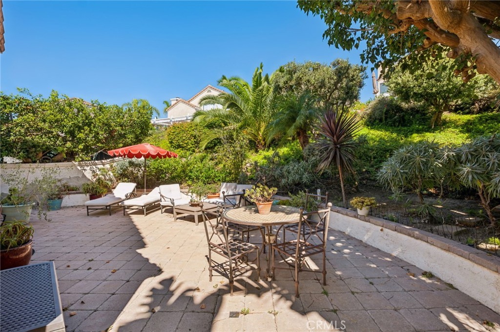 Residential Lease for rent at 4 Regina, Dana Point CA featuring 3 beds and 3 baths