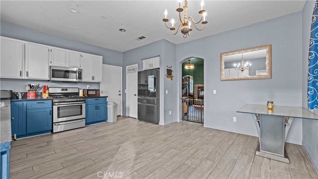 Residential for sale at 26259 Douglass Union, Murrieta CA featuring 3 beds and 3 baths