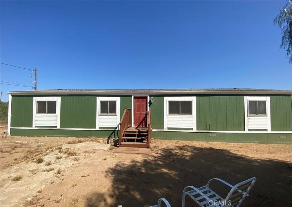 Residential Lease for rent at 22840 Cajalco, Perris CA featuring 3 beds and 2 baths