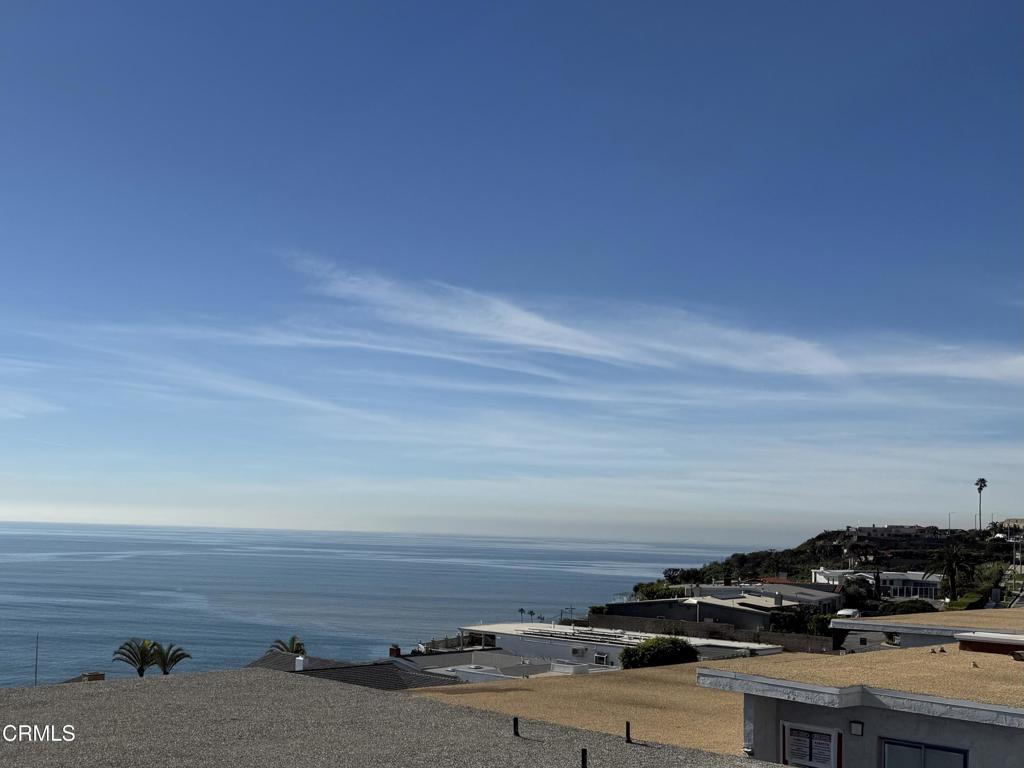 Residential Lease for rent at 18147 Coastline Drive 5, Malibu CA featuring 2 beds and 2 baths