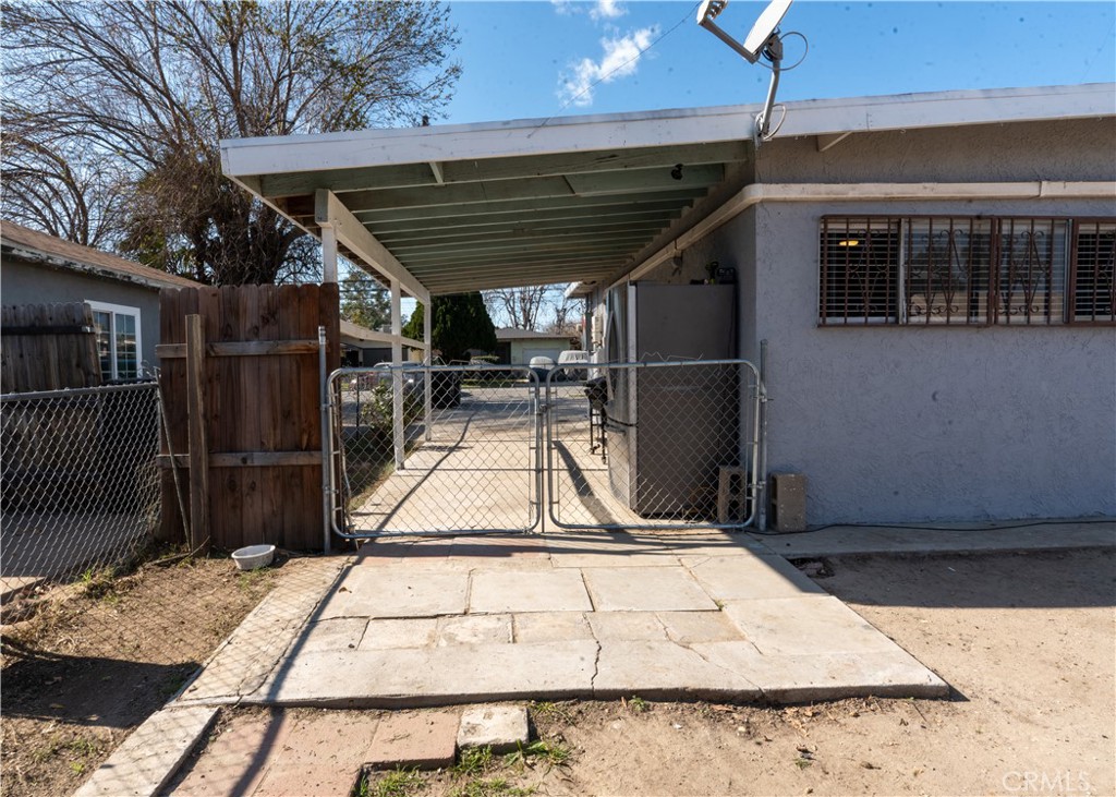 Residential for sale at 1081 Medical Center, San Bernardino CA featuring 2 beds and 1 bath