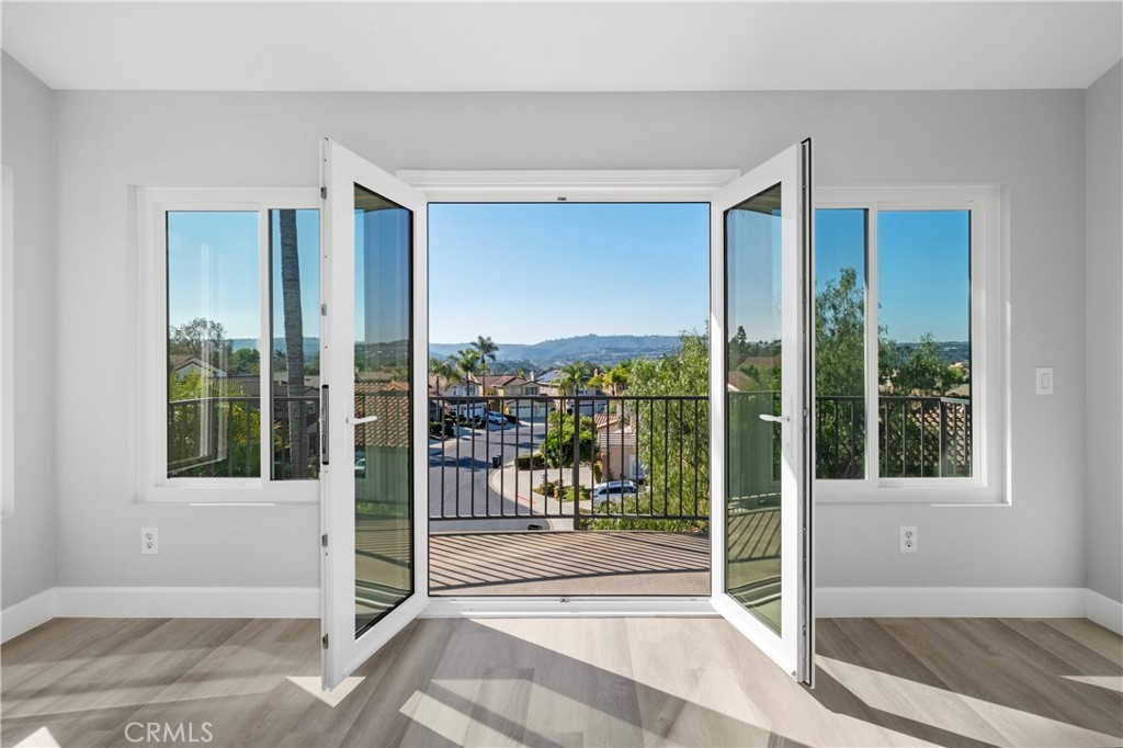 Residential for sale at 27975 Loretha, Laguna Niguel CA featuring 5 beds and 4 baths