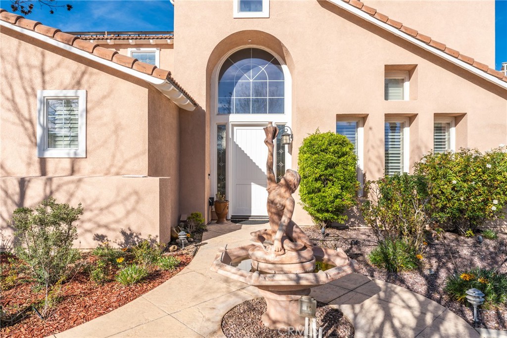 Residential for sale at 952 Creek View, Redlands CA featuring 4 beds and 4 baths