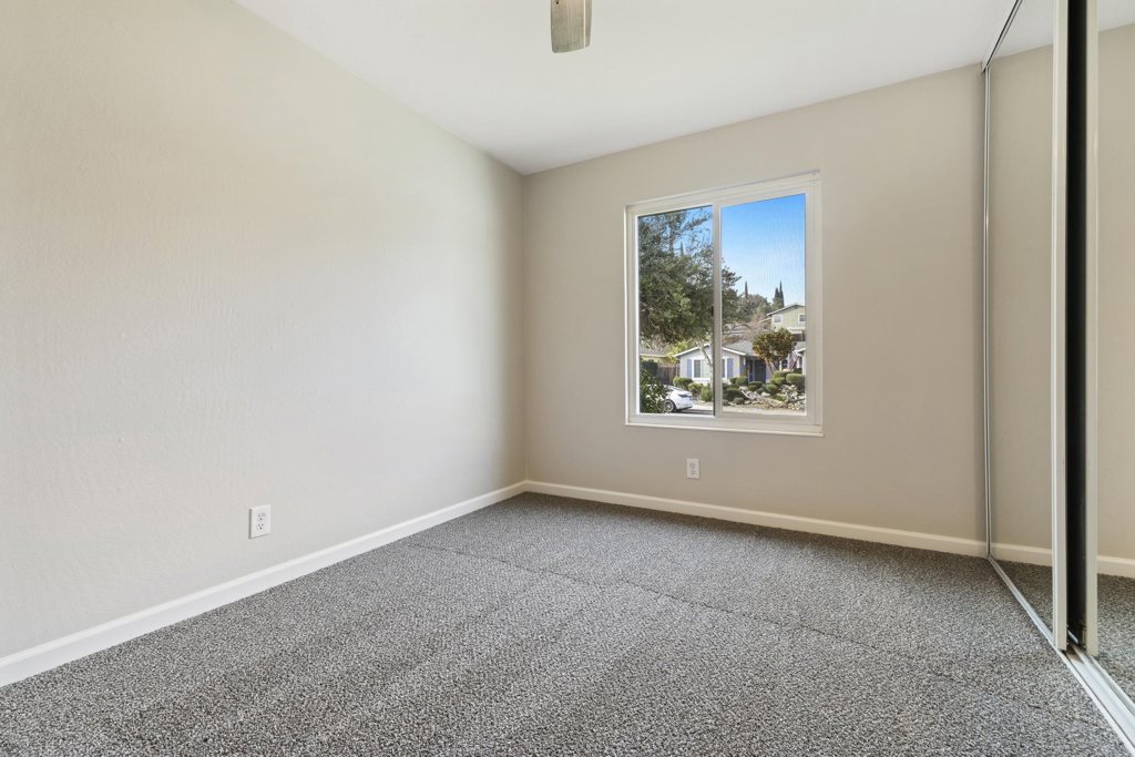 Residential for sale at 1016 Metten Ave, Pittsburg CA featuring 3 beds and 1 bath