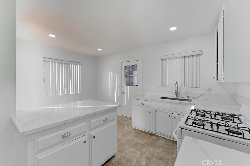 Residential Income for sale at 5222 Live Oak, Cudahy CA