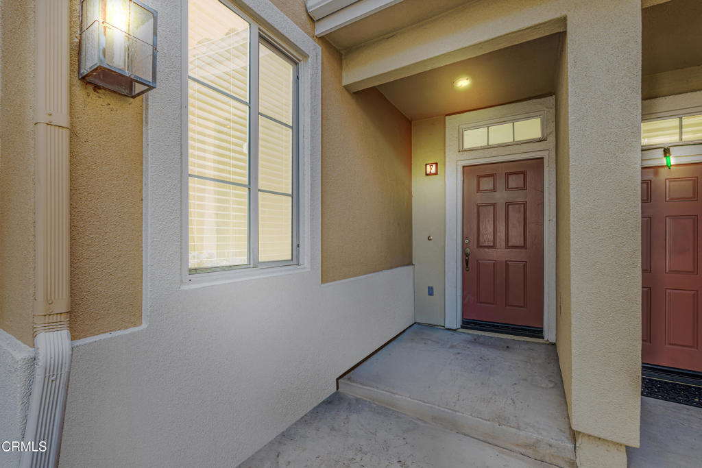 Residential for sale at 2916 Esperanza Way F, Simi Valley CA featuring 4 beds and 3 baths