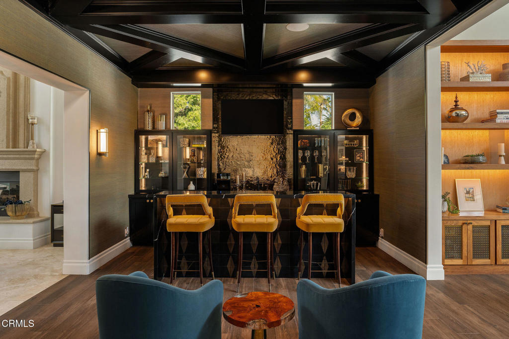 Residential for sale at 1069 Corte Barroso, Camarillo CA featuring 6 beds and 7 baths