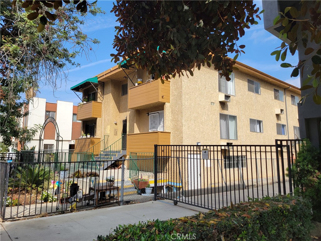 Residential Income for sale at 210 S Commonwealth, Los Angeles CA