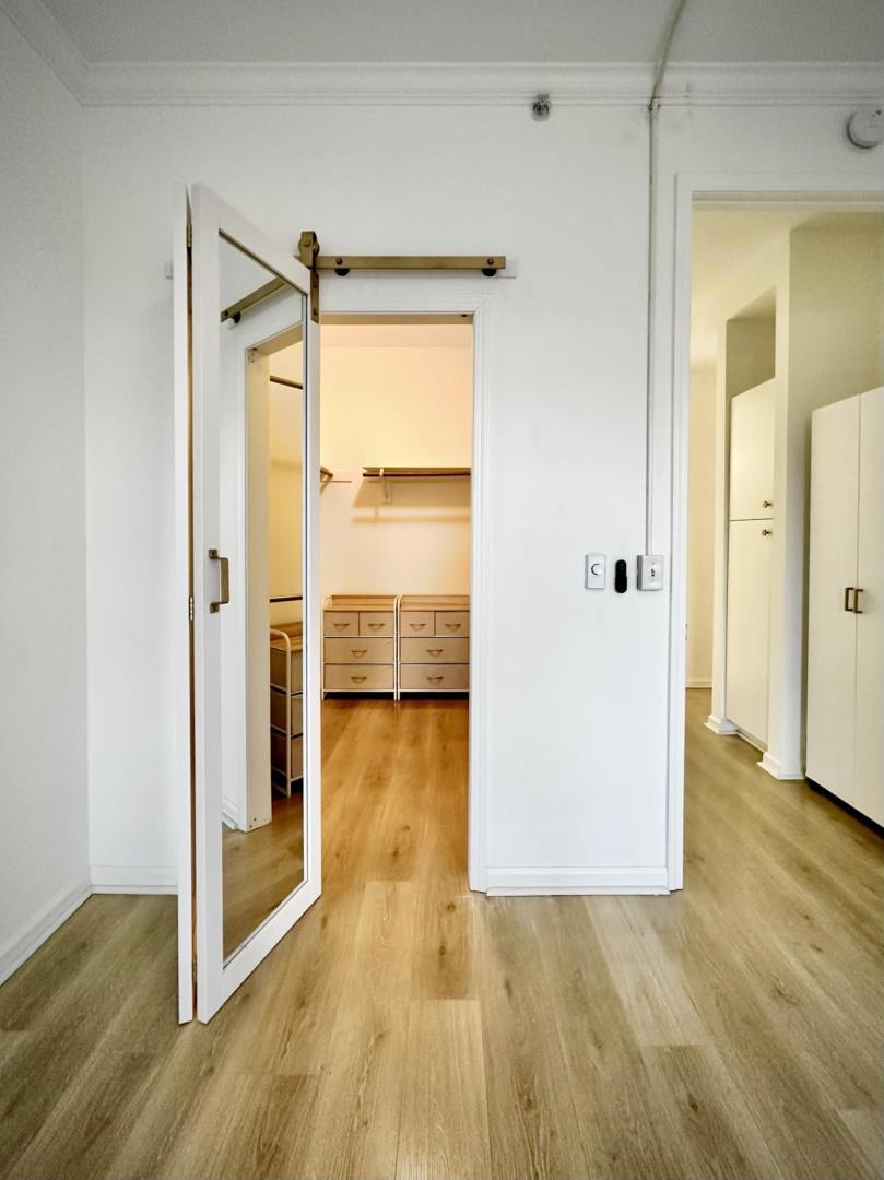Residential for sale at 140 S Van Ness Avenue 1124, San Francisco CA featuring 1 bed and 1 bath