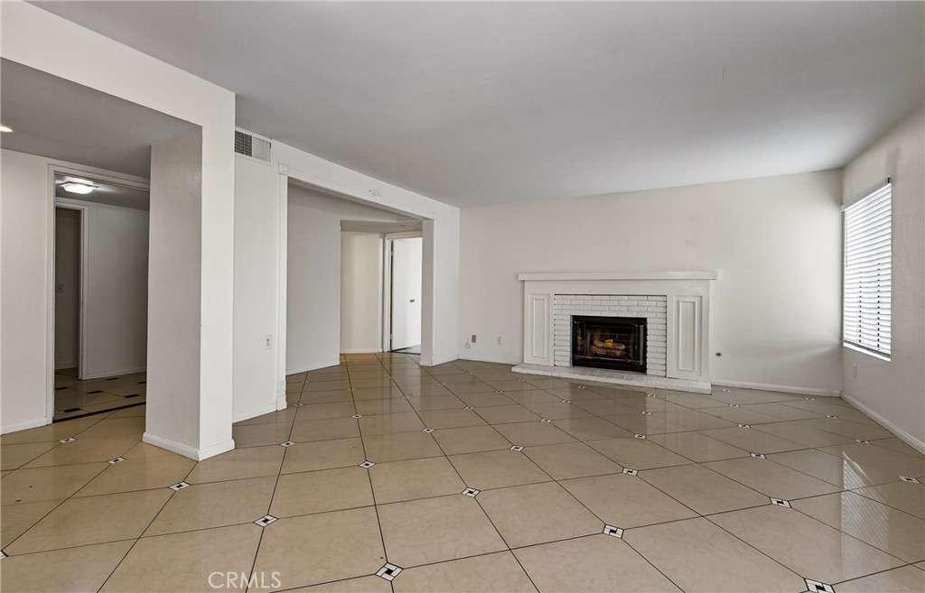 Residential for sale at 14646 Stallion, Victorville CA featuring 5 beds and 3 baths