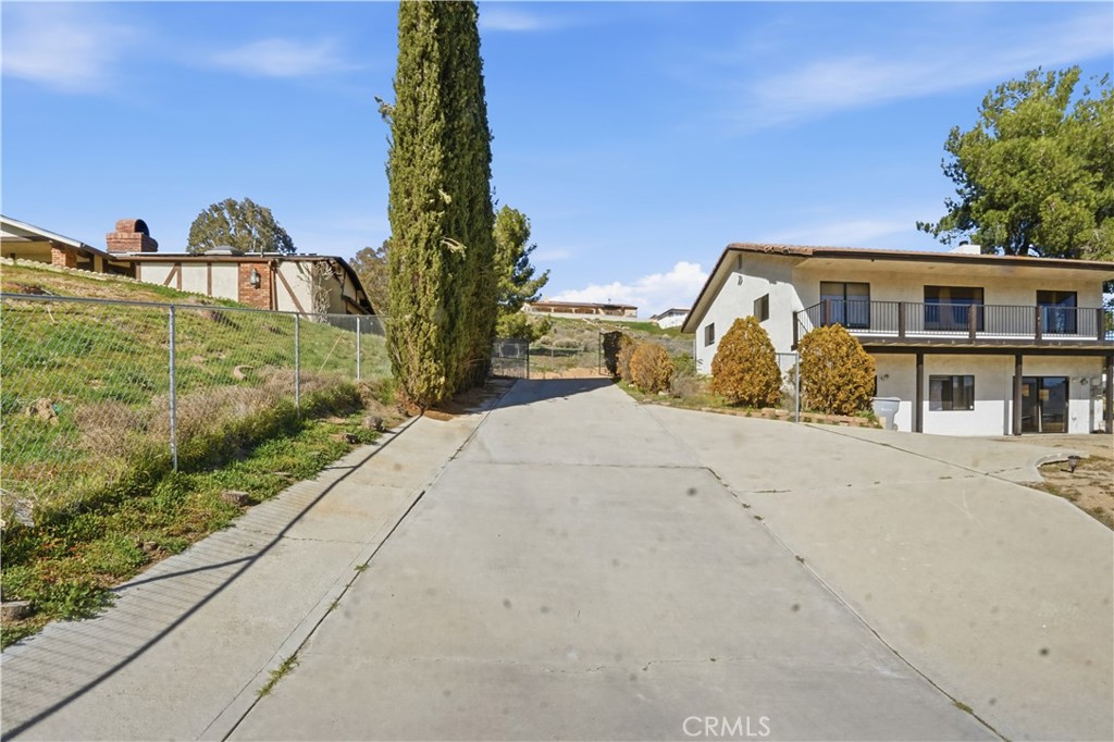 Residential for sale at 17454 Buckthorn, Hesperia CA featuring 4 beds and 3 baths