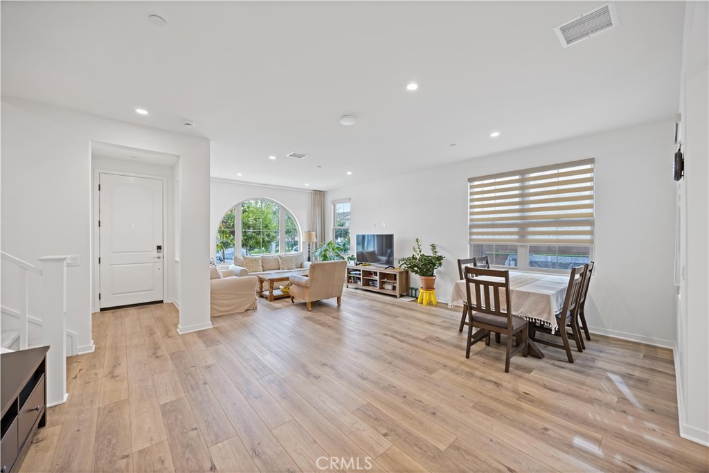 Residential for sale at 112 Sunnyside, Irvine CA featuring 3 beds and 4 baths