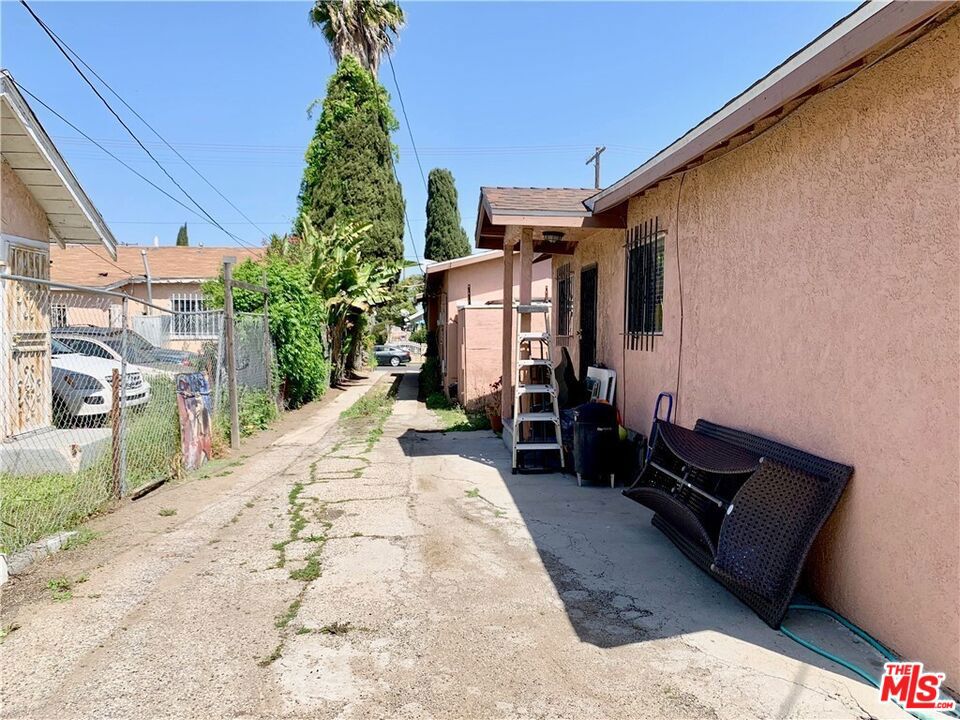 Residential Income for sale at 1140 W 89th Street, Los Angeles CA featuring 3 beds and 2 baths