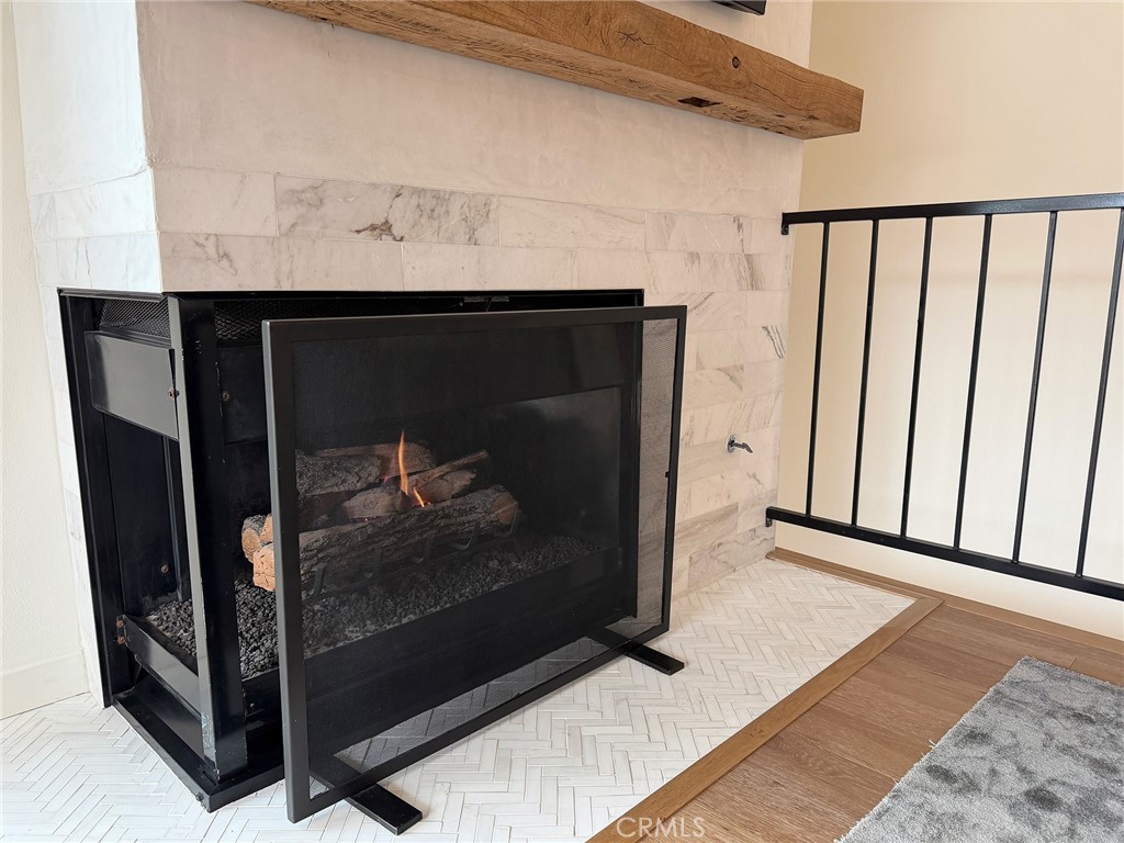 Residential Lease for rent at 1401 12th B, Manhattan Beach CA featuring 3 beds and 2 baths