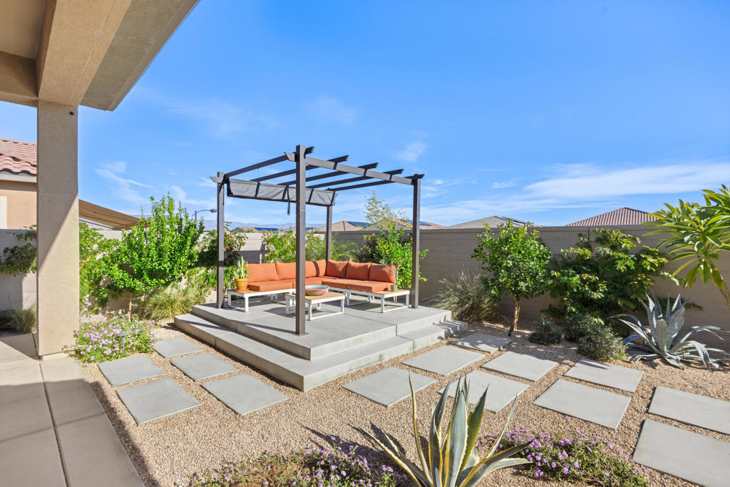 Residential for sale at 88 Claret, Rancho Mirage CA featuring 3 beds and 2 baths