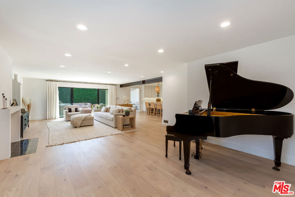 Residential for sale at 3517 Inglewood Boulevard, Los Angeles CA featuring 4 beds and 3 baths
