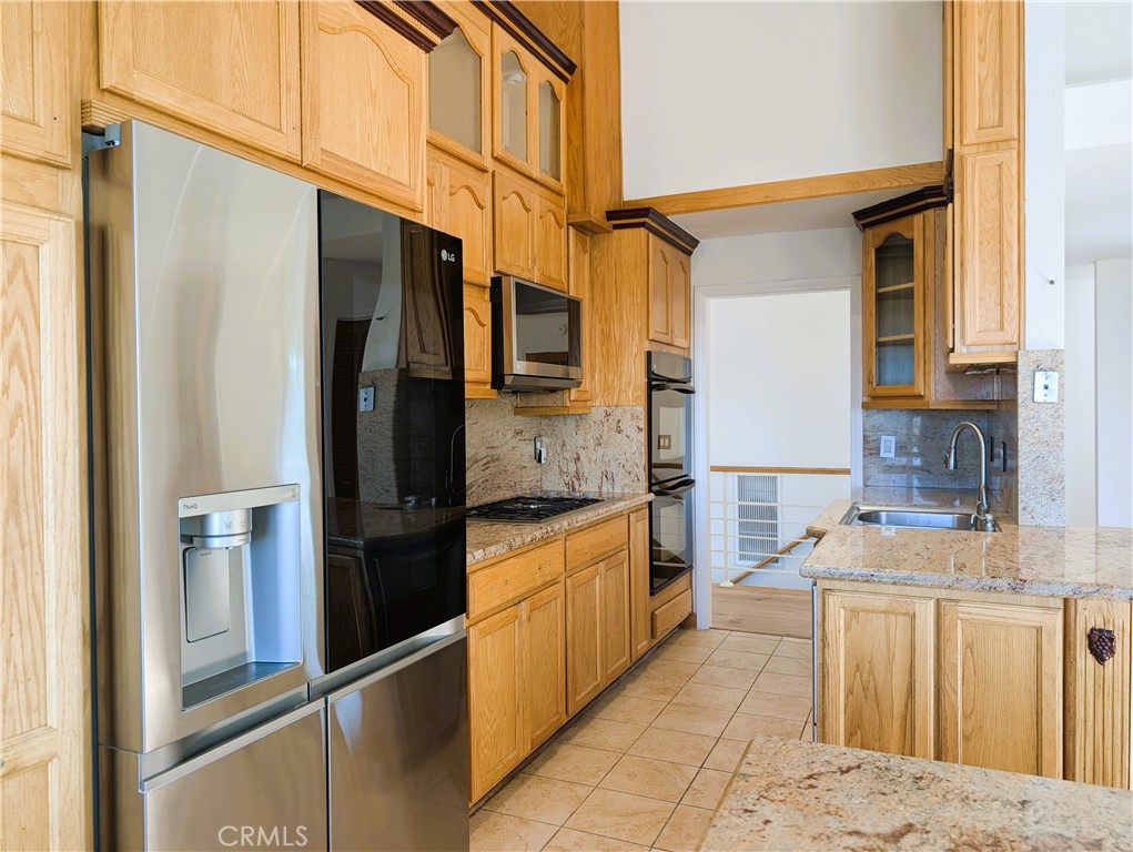 Residential for sale at 2076 Hanscom Drive, South Pasadena CA featuring 6 beds and 6 baths