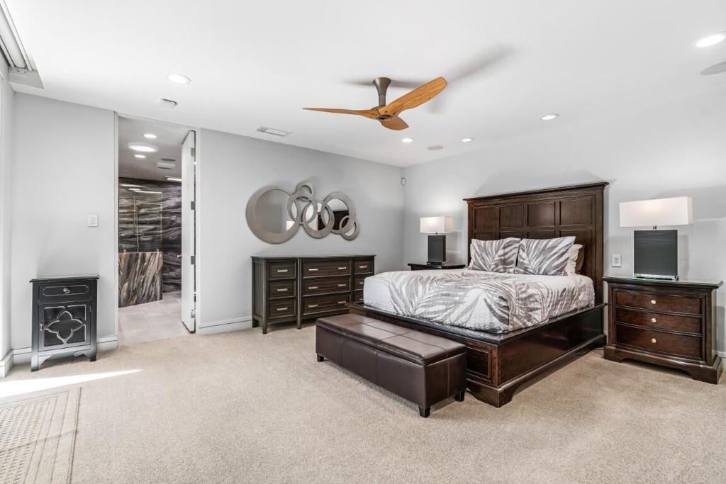 Residential for sale at 72233 El Paseo #1717, Palm Desert CA featuring 3 beds and 4 baths