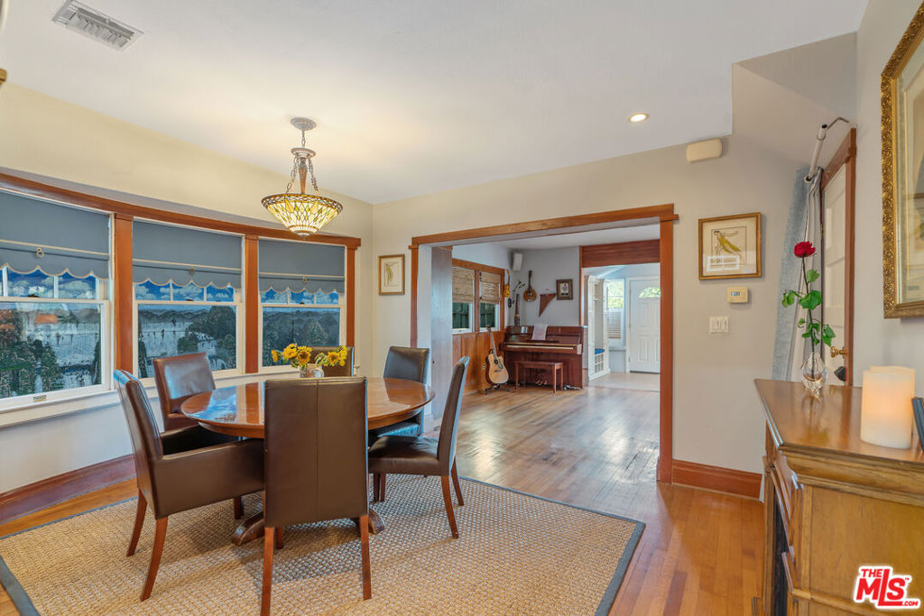 Residential Income for sale at 41 Vicente Terrace, Santa Monica CA featuring 4 beds and 5 baths