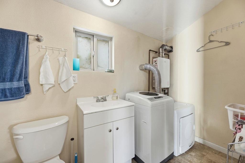 Residential Income for sale at 1813 Sacramento St, Berkeley CA