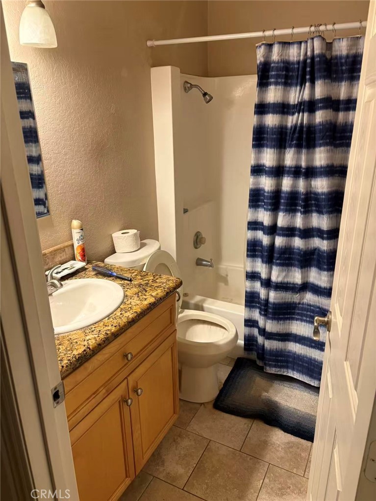 Residential Lease for rent at 1400 Vista Grande, Fullerton CA featuring 3 beds and 3 baths