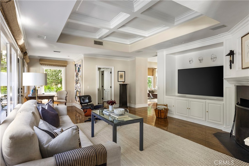Residential for sale at 22 Belmont, Newport Beach CA featuring 4 beds and 6 baths
