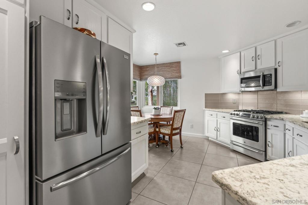 Residential for sale at 7531 Cowles Mountain Blvd., San Diego CA featuring 2 beds and 2 baths