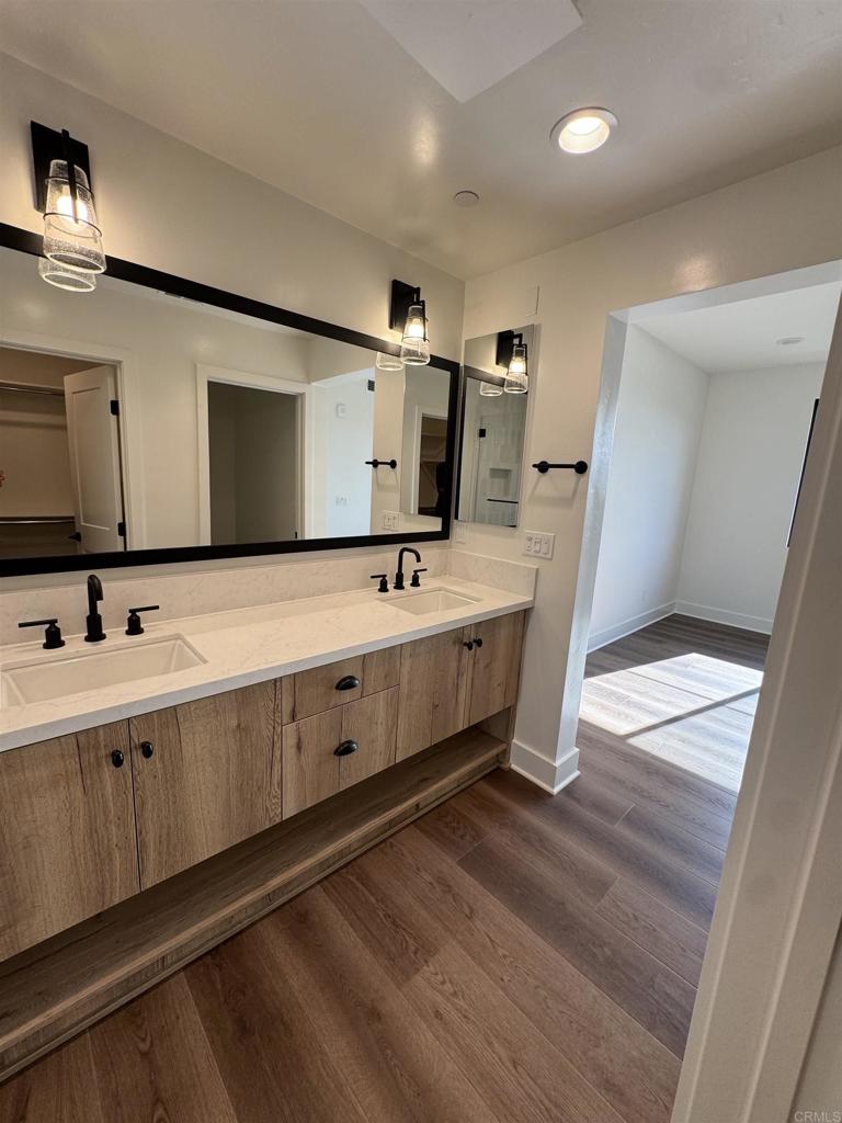 Residential Lease for rent at 1105 Catania Ct #201, Encinitas CA featuring 2 beds and 2 baths