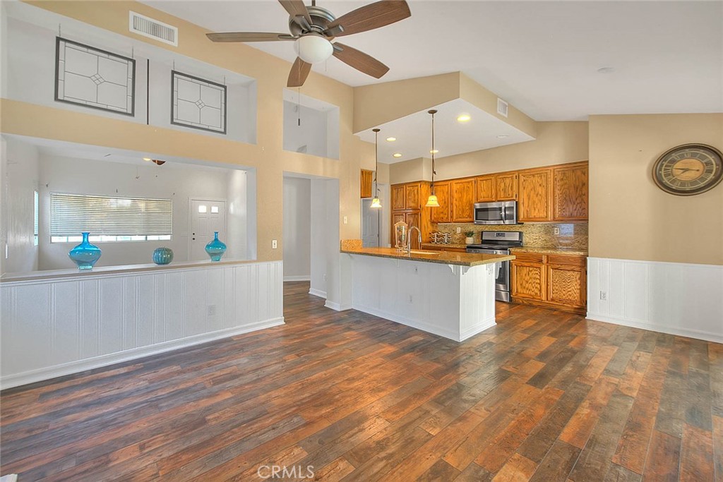 Residential for sale at 29345 Breakwater, Lake Elsinore CA featuring 3 beds and 2 baths