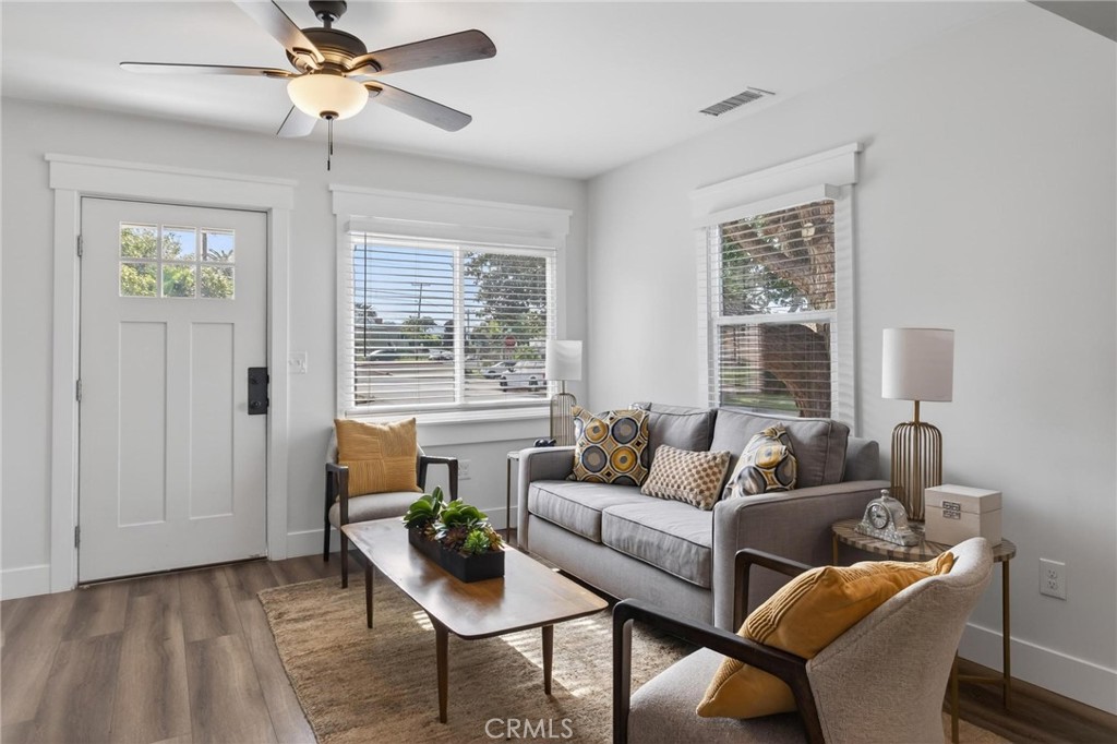 Residential for sale at 318 S Francisca Avenue, Redondo Beach CA featuring 1 bed and 2 baths