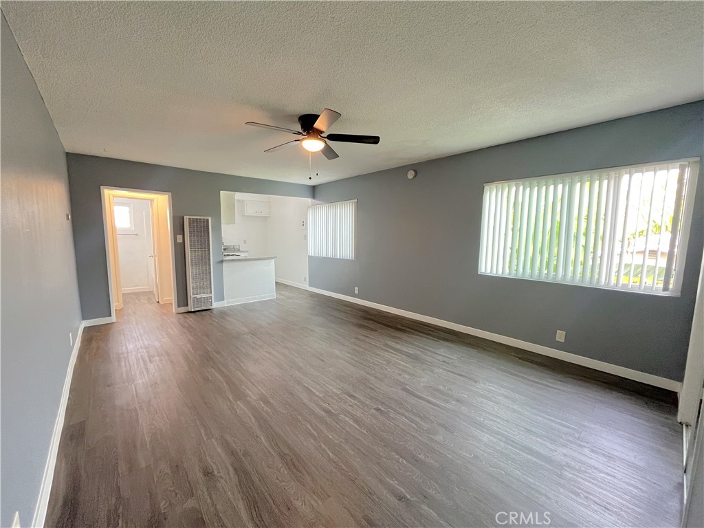 Residential Lease for rent at 4750 W Broadway I, Hawthorne CA and 1 bath