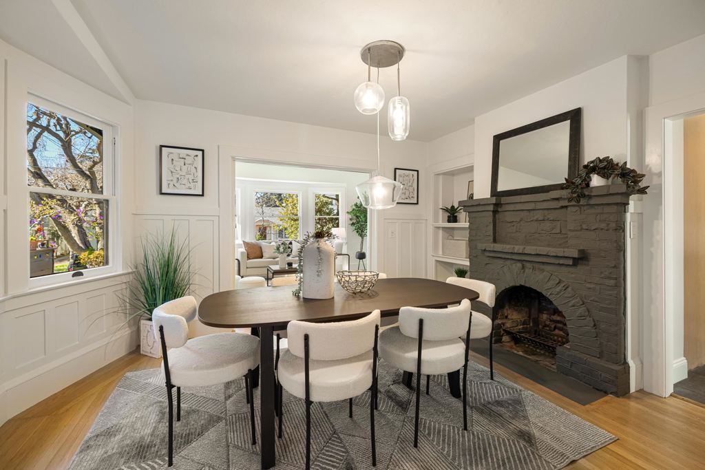 Residential for sale at 3942 Woodruff Ave, Oakland CA featuring 2 beds and 1 bath