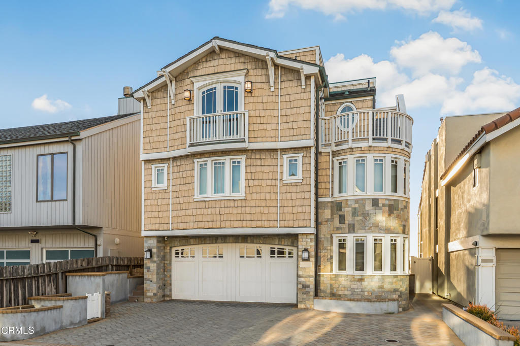 Residential for sale at 3365 Ocean Drive, Oxnard CA featuring 4 beds and 4 baths