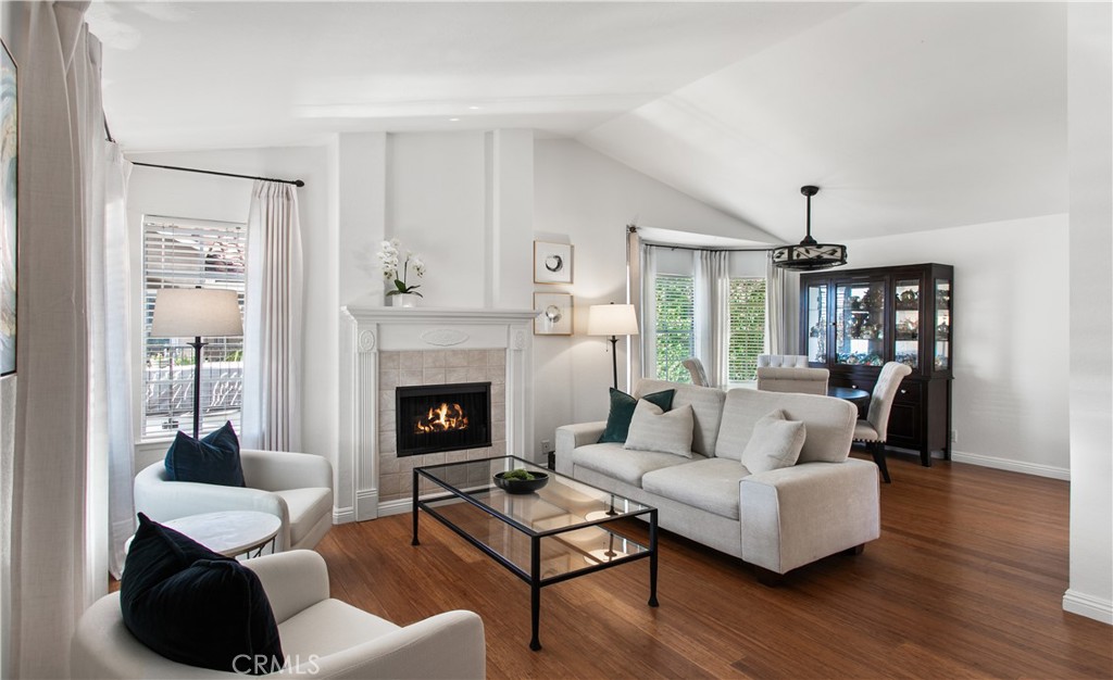 Residential for sale at 2 Via Pariente, Rancho Santa Margarita CA featuring 2 beds and 2 baths