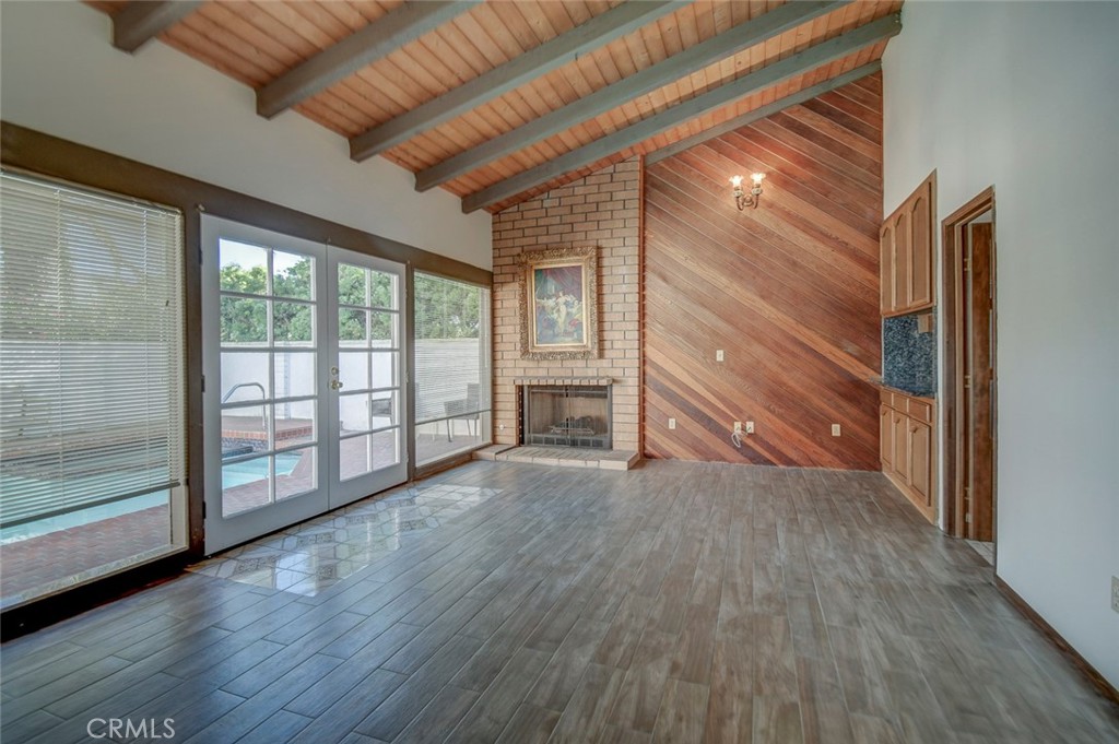 Residential Lease for rent at 751 Bolsana, Laguna Beach CA featuring 4 beds and 4 baths