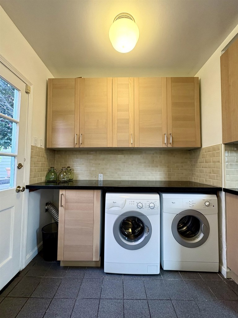 Residential for sale at 2818 Morgan Ave, Oakland CA featuring 2 beds and 1 bath