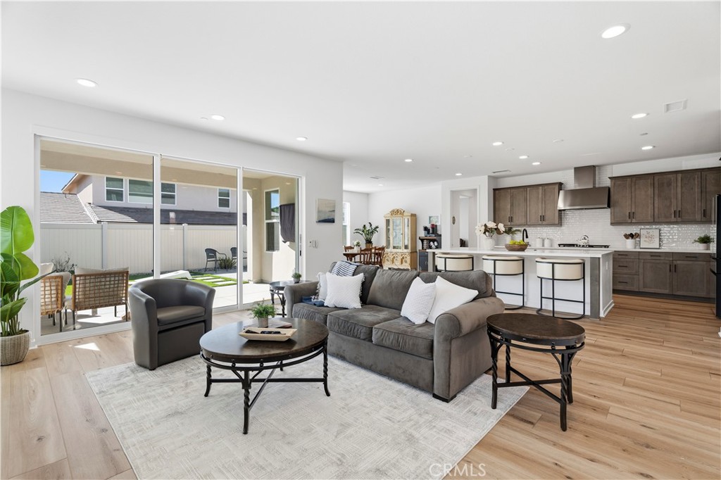 Residential for sale at 18100 Tableau Way, Saugus CA featuring 5 beds and 5 baths